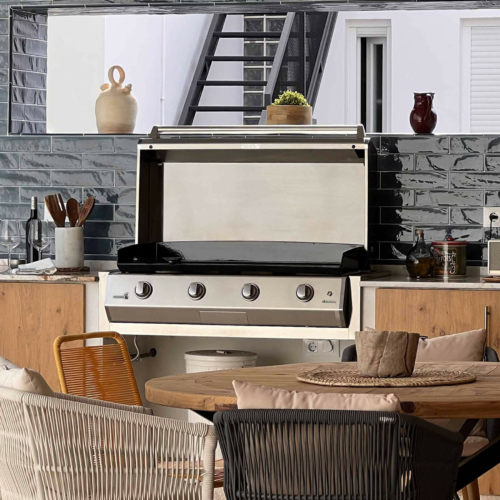 Chad-O-Chef-Brabura-Griddle-4-Burner-Lifestyle