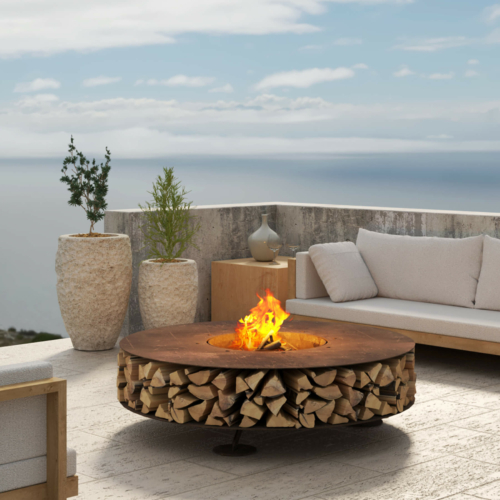 Signi-Fires-Discus-Wood-Firepit-Lifestyle-2